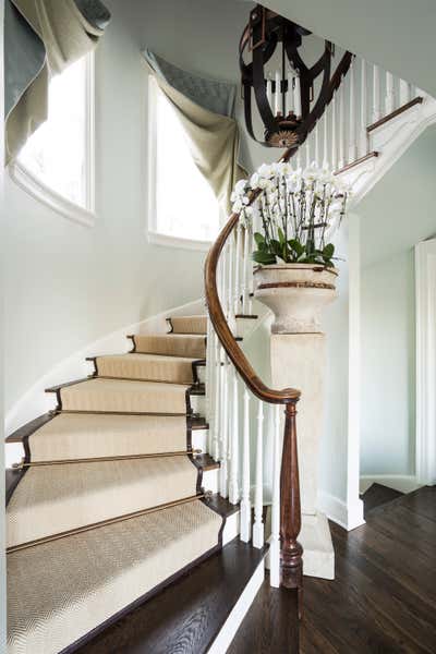 Traditional Entry and Hall. FREE FERRY by Goddard Design Group.