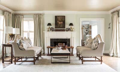  Traditional Family Home Living Room. FREE FERRY by Goddard Design Group.