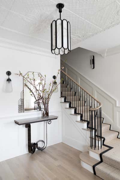  Victorian Entry and Hall. Austin Victorian by Chango & Co..