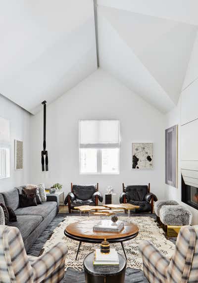 Modern Living Room. West End Retreat by Workshop APD.