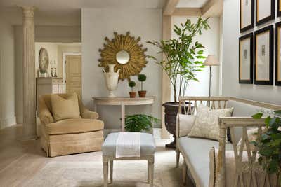 Traditional Family Home Living Room. Beltway Beauty by Solis Betancourt & Sherrill.