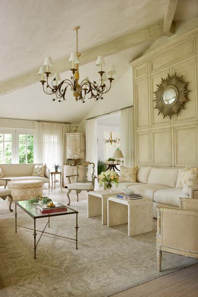  French Living Room. Beltway Beauty by Solis Betancourt & Sherrill.