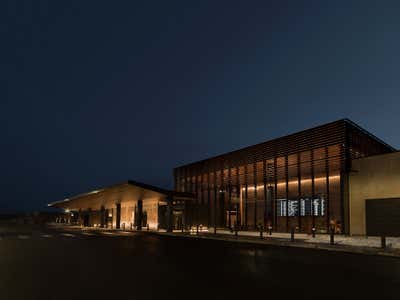  Contemporary Transportation Exterior. Airport by Clive Lonstein.