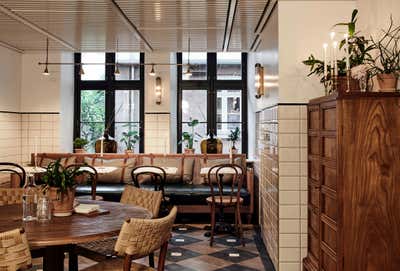  English Country Eclectic Hotel Dining Room. Hotel Sanders by Pernille Lind Studio.