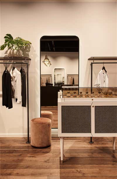 Contemporary Open Plan. Cristels Fashion Store by Pernille Lind Studio.