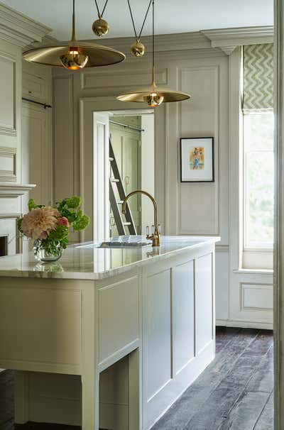  Traditional Family Home Kitchen. A Queen Anne Townhouse by Susie Atkinson.