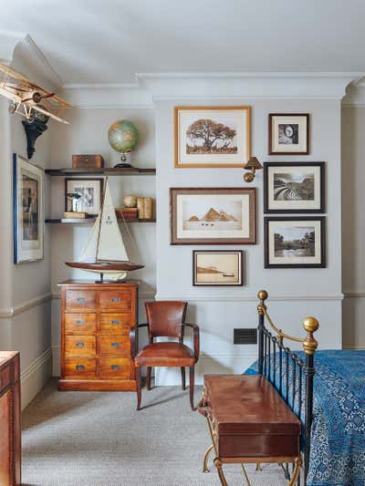  British Colonial Bedroom. Knightsbridge Apartment by Hubert Zandberg Interiors.