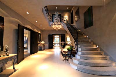  Eclectic Family Home Entry and Hall. Villa by Fuchs Interiors OHG.