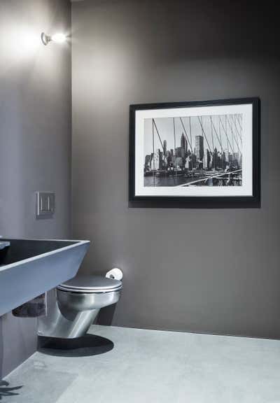  Modern Apartment Bathroom. Mercer Street Loft by DHD Architecture & Interior Design.