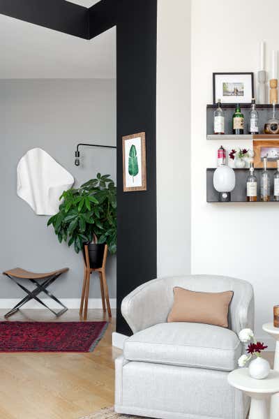  Organic Apartment Living Room. Long Island City Flat by Becky Shea Design.