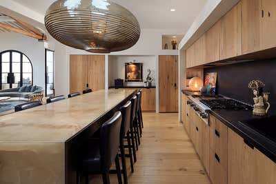  Contemporary Family Home Kitchen. Casa Q by CasaQ.