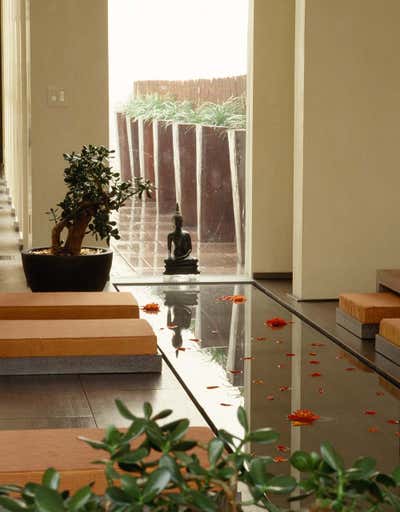  Asian Entry and Hall. Portman Residence by CasaQ.