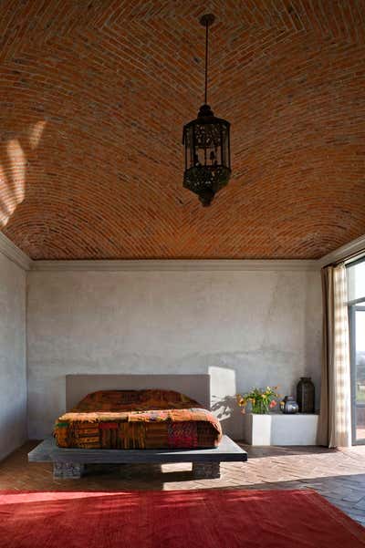  Organic Vacation Home Bedroom. Casa San Miguel de Allende - Mexico House by DHD Architecture & Interior Design.