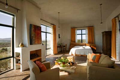 Organic Vacation Home Bedroom. Casa San Miguel de Allende - Mexico House by DHD Architecture & Interior Design.
