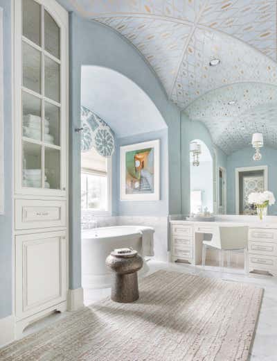  Traditional Family Home Bathroom. Art Collector's Home by Lucas/Eilers Design Associates LLP.