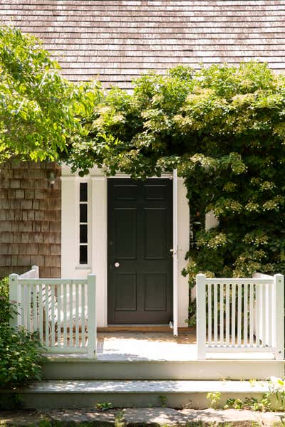  Cottage Entry and Hall. New Suffolk Cottage by Hadley Wiggins Inc..