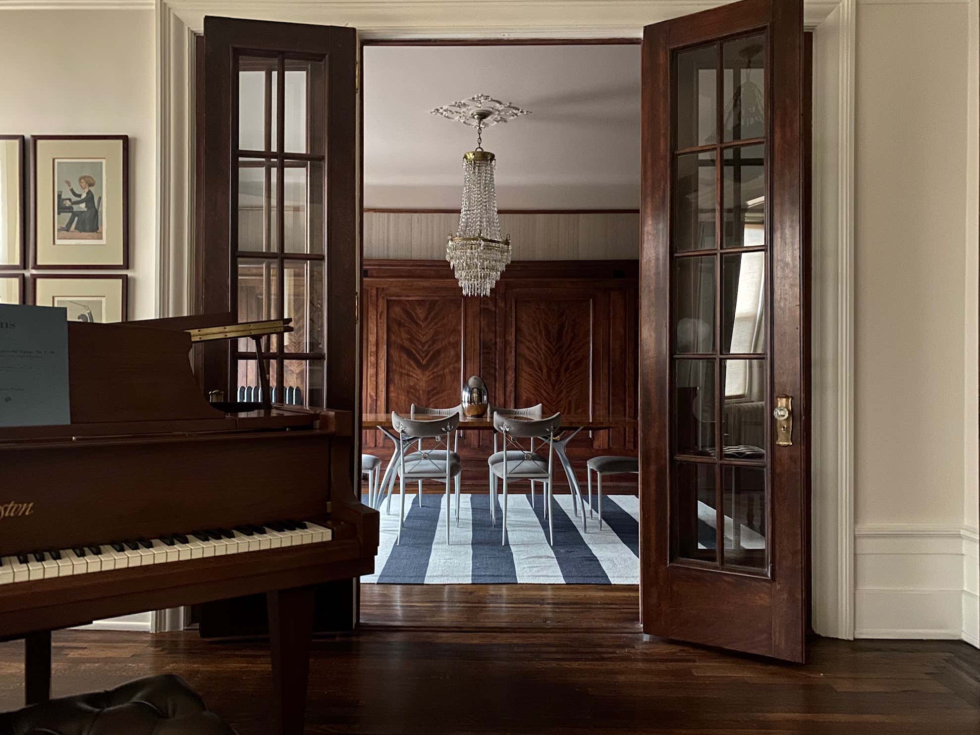 Traditional Lobby and Reception