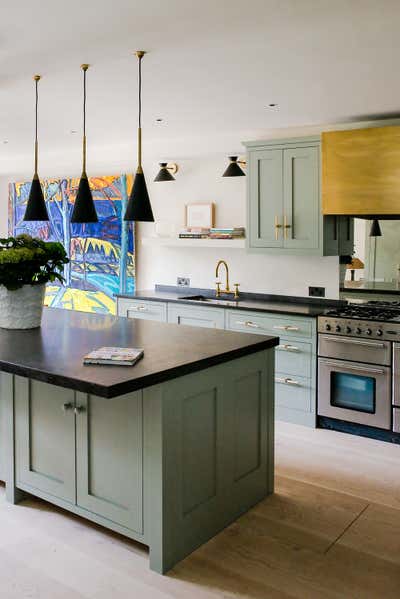  English Country Family Home Kitchen. London Town House by d'Erlanger and Sloan.