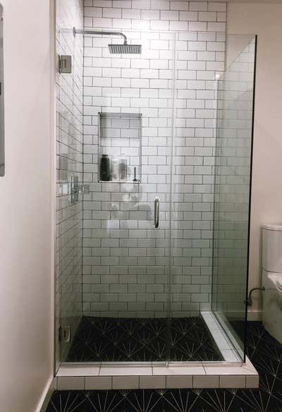 Modern Mixed Use Bathroom. Project Venice by Elisa Baran LLC.