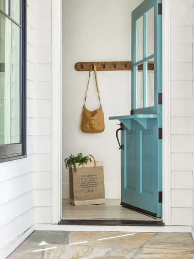  Cottage Beach House Entry and Hall. Cleo Street Beach by Kate Taylor Interiors.