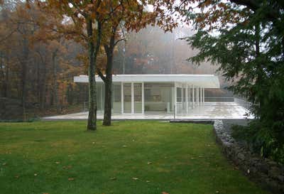  Contemporary Family Home Exterior. Olnick Spanu House by MQ Architecture.