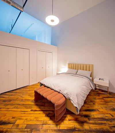  Industrial Apartment Bedroom. Beacon LOFT by MQ Architecture.