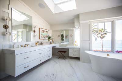  Modern Family Home Bathroom. California Coastal Estate by Samuel Amoia Associates.