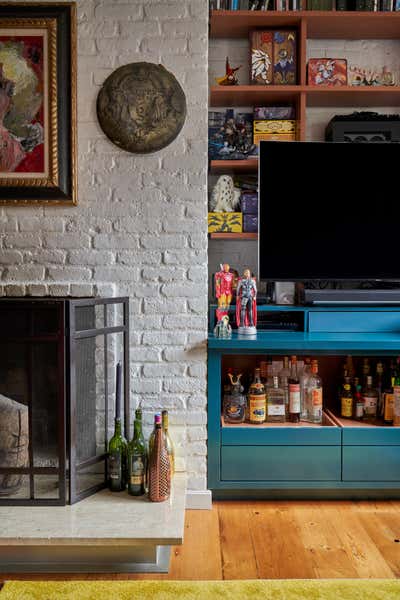  Eclectic Apartment Bar and Game Room. Chelsea Project by PROJECT AZ.