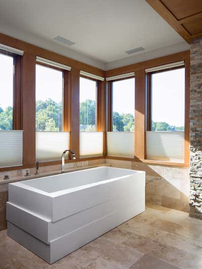  Contemporary Family Home Bathroom. Harness Creek Residence by Purple Cherry Architects.