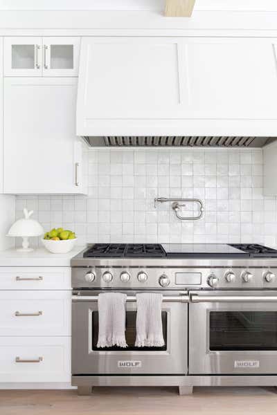  Traditional Family Home Kitchen. Westchester Traditional by Chango & Co..