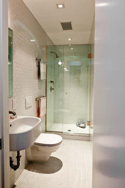  Contemporary Apartment Bathroom. Penthouse Apartment by Level Eleven Studio.