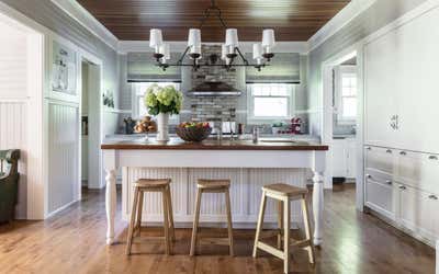  Cottage Vacation Home Kitchen. Harbor Springs Contemporary Cottage by Tom Stringer Design Partners.