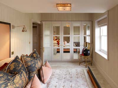  British Colonial Bedroom. British Colonial - Notting Hill apartment by Studio L London.
