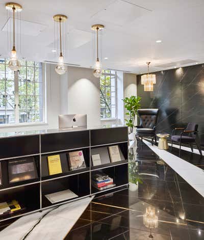Contemporary Office and Study. London Office by Studio L London.