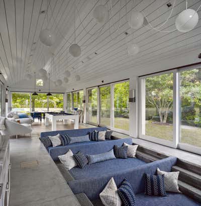 Modern Beach House Bar and Game Room. Wainscott Main by Stephens Design Group, Inc..