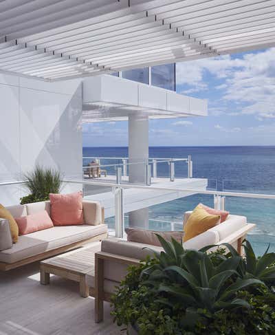 Modern Apartment Patio and Deck. Surfside Residence by Joe Serrins Architecture Studio.