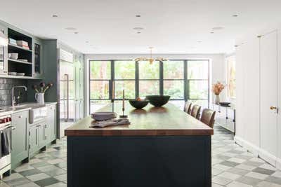  Contemporary Family Home Kitchen. Brooklyn Heights Townhouse  by Elizabeth Roberts Architects.