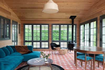 Farmhouse Living Room. Orient Farmhouse by Elizabeth Roberts Architects.