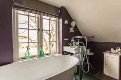  Country Bathroom. Cotswold Cottage by Astman Taylor.