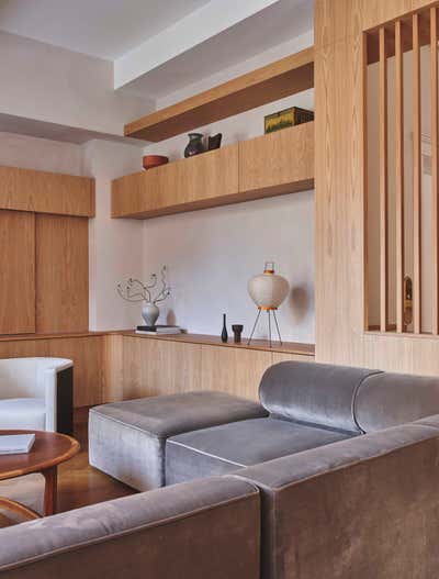  Minimalist Apartment Living Room. Maison Duane by Studio Zung.