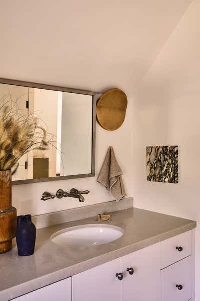  Minimalist Vacation Home Bathroom. Montecito Pied a terre by Corinne Mathern Studio.