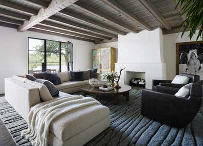  Country Family Home Living Room. FOND DU LAC COUNTRY HOME by Michael Del Piero Good Design.