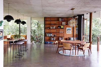  Mid-Century Modern Family Home Dining Room. Planchonella House by Jesse Bennett Studio.