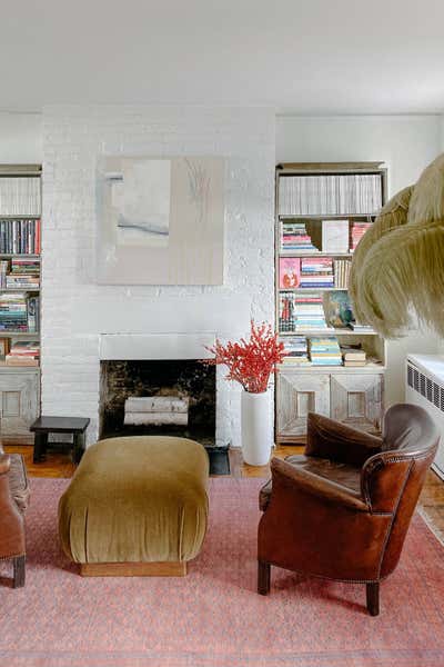  English Country Family Home Living Room. Perry St Carriage House by Ariel Farmer Interiors.