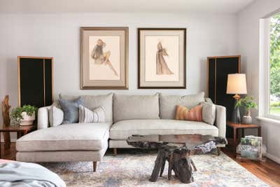  Mid-Century Modern Family Home Living Room. Boise Bench  by Pepper Design Co..