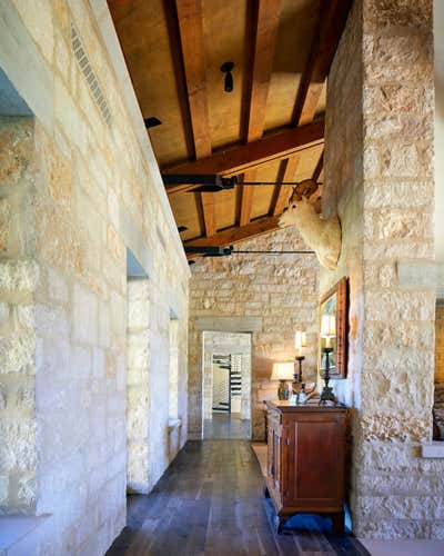 Traditional Country House Entry and Hall. Texas Hill Country Ranch by M Interiors.