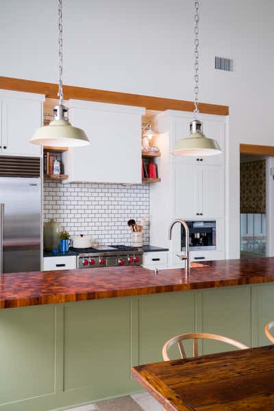  Country Traditional Country House Kitchen. Fredericksburg Guest House by M Interiors.