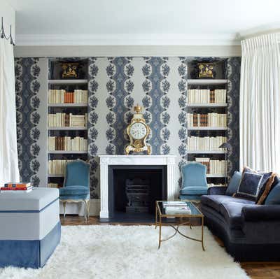  Traditional Traditional Family Home Living Room. London Town House by Paolo Moschino LTD.