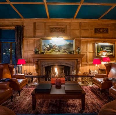 Country Hotel Living Room. Scottish Hunting Lodge by Paolo Moschino LTD.