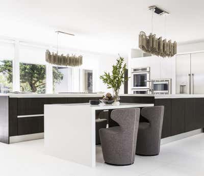 Modern Family Home Kitchen. MC RESIDENCE by Contour Interior Design.